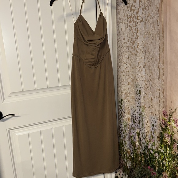 LPA Thalia Corset Midi Dress in Mushroom - Picture 5 of 7